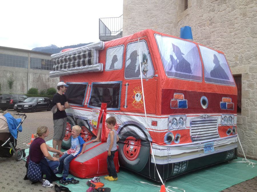 Hüpfburg Formel 1 Auto