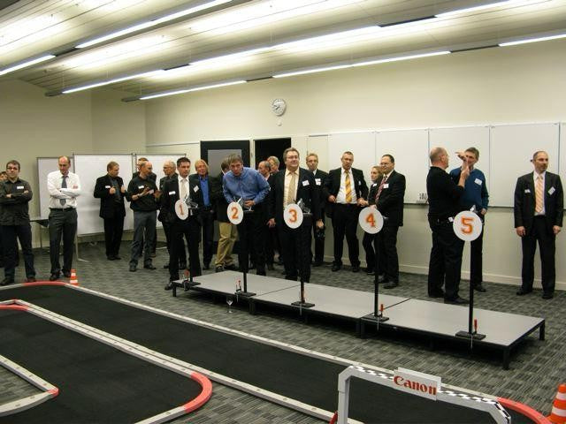 Race Car Rennen indoor