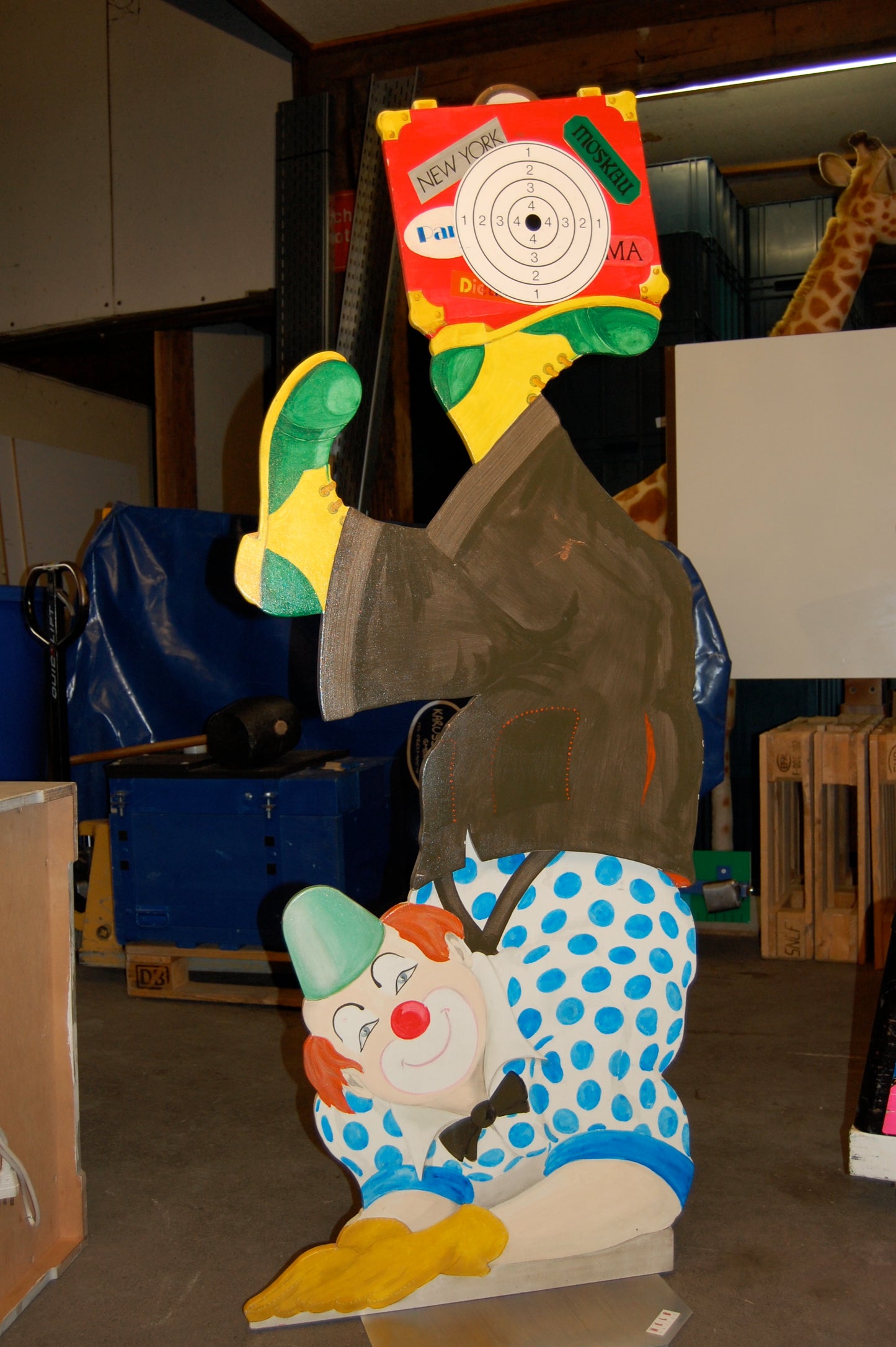 Armbrustschiessen "Clown mit Koffer"