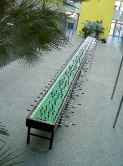 Fussballkasten für 64 Personen