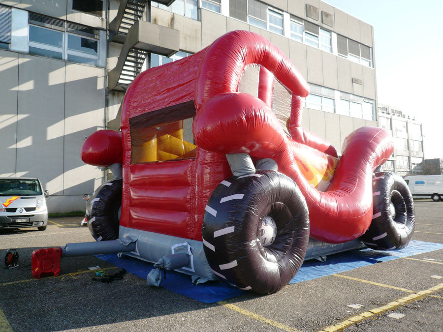 Hüpfburg Monster Truck