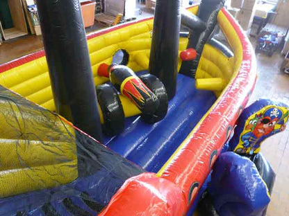 Hüpfburg Piratenschiff