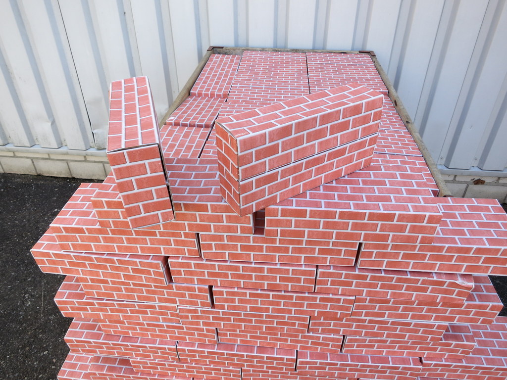 Bachsteine aus Karton