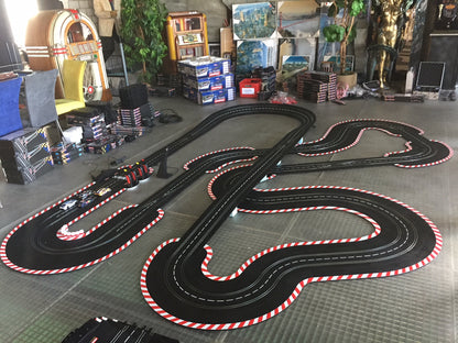 Carrerabahn 2 spurig modern spezial