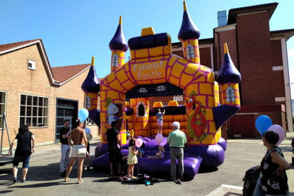 Hüpfburg Camelot Castle